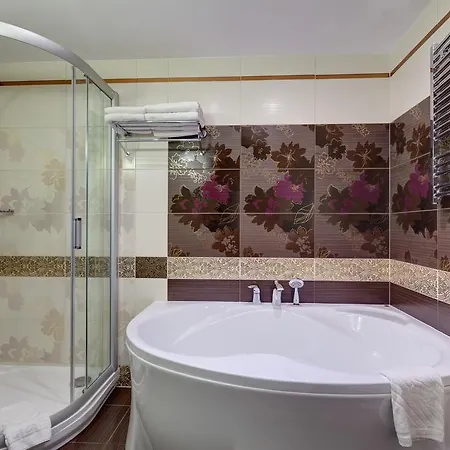 Beskid Hotel